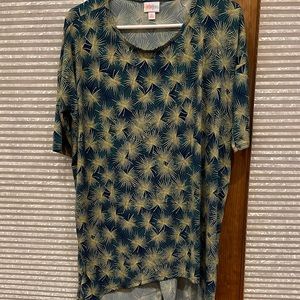 LuLaRoe Irma tunic